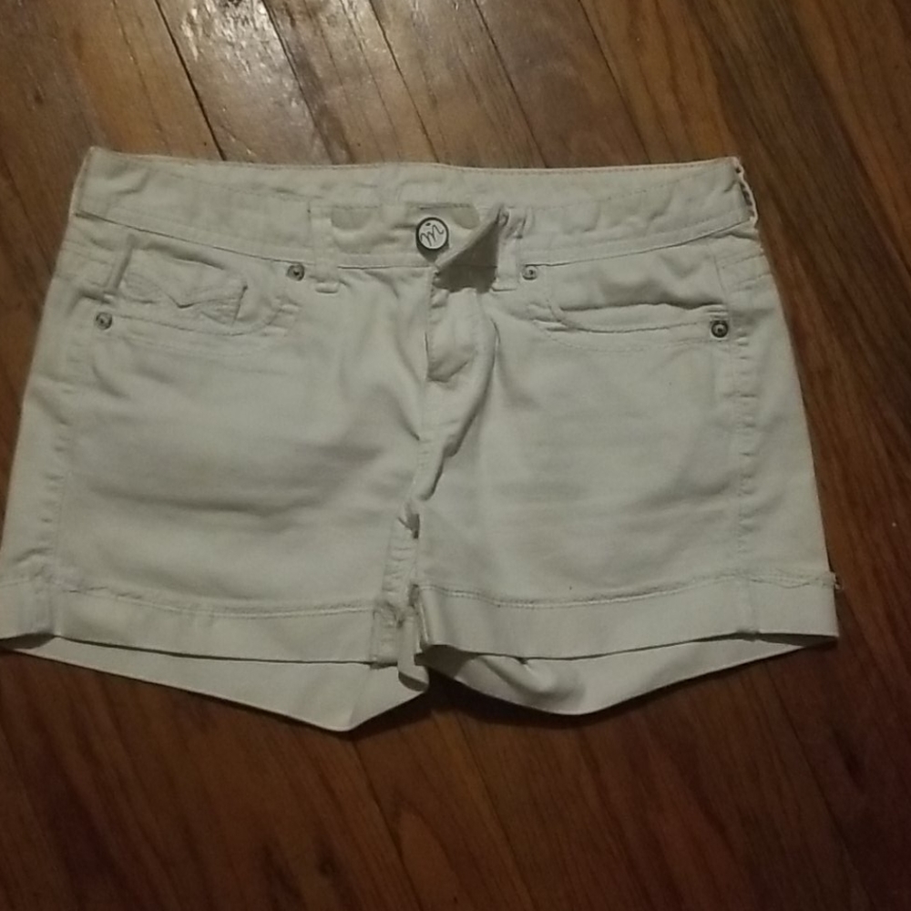 White maurices shorts
